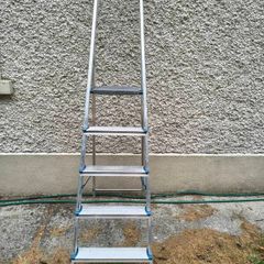 Werner 5 Step Platform Ladder. Excellent Condition