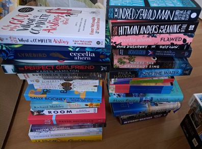 Large Job Lot of 25 Popular Fiction Books Harry Potter, Cecilia Ahern & More