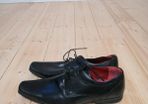 Red tape mens black shoe size 44