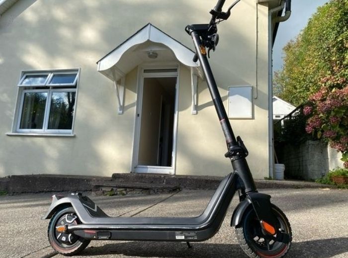 NIU KQi3 Pro Electric Scooter