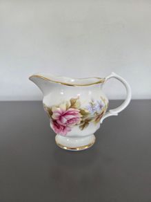Creamer Jug Arklow