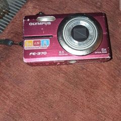 digital cameras x 3 sony cybershot olympus
