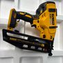 Dewalt pinner nailgun DCN660 Image 2