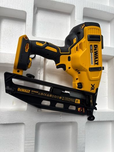 Dewalt pinner nailgun DCN660