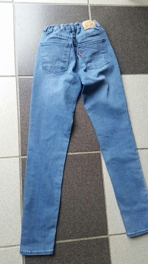 As New - Size: Age 7/8 - A Beautiful Pair of Girls Levis Jeans with Adjustable Waistband Both Sides - Extremely Soft Fabric - Cost 40 Dollars