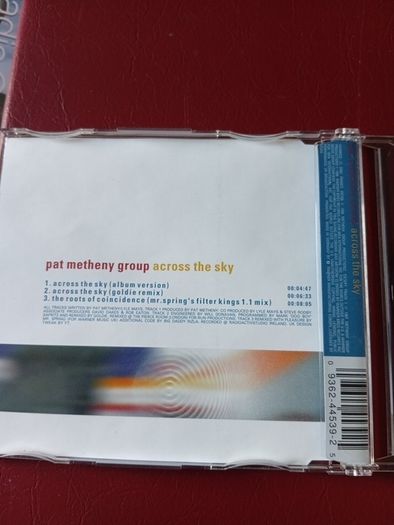 Across the sky  maxi CD Pat Metheny Group (remixed by goldie)