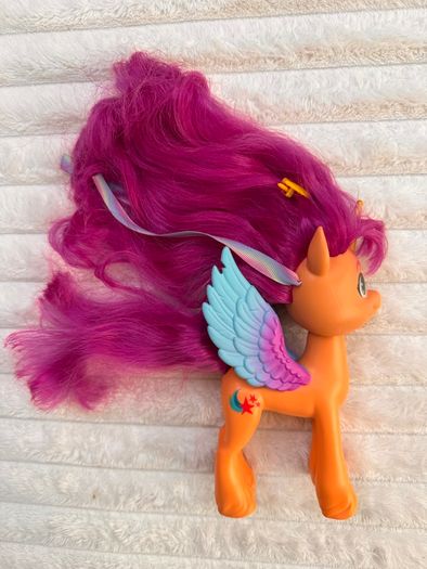 My Little Pony Make Your Mark Toy Ribbon Hairstyles Sunny Starscout approx.  16 cm. Used Please see photos