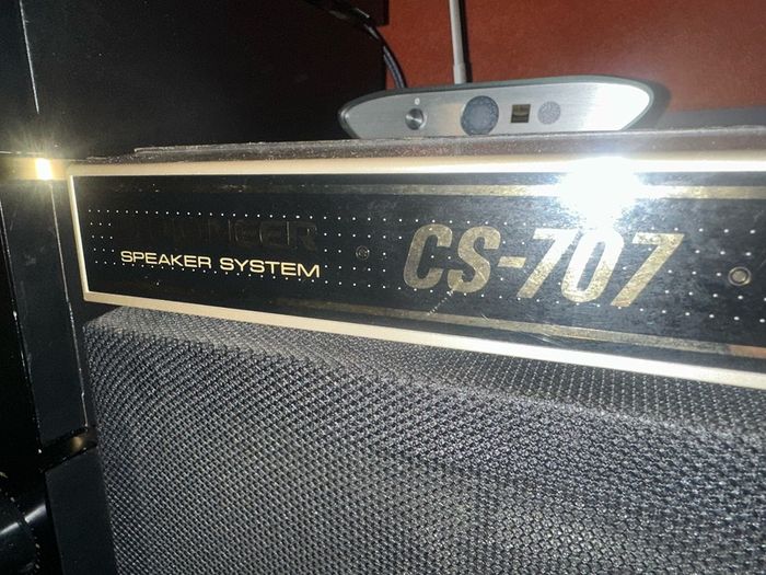 Pioneer CS -707 speakers.