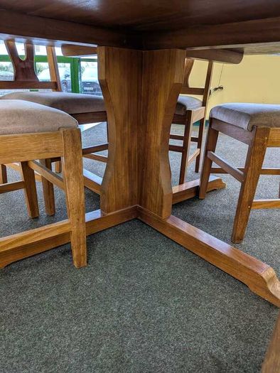Dining Table and 5 Chairs