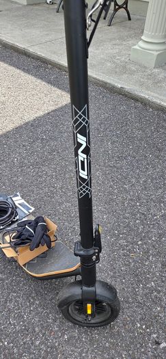 Electric scooter