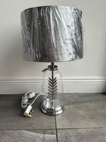 MacQuillan Glass Table Lamp