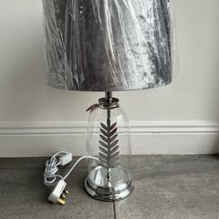 MacQuillan Glass Table Lamp