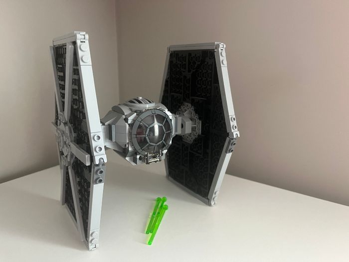 75300 - Star Wars Lego Imperial TIE Fighter