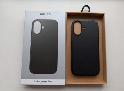 Nomad Modern Leather Case for iPhone 17