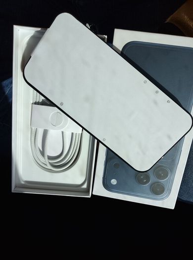 iPhone  17 pro Max