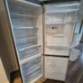 Samsung Freestanding Fridge Freezer Image 2