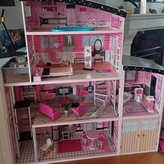 Doll House