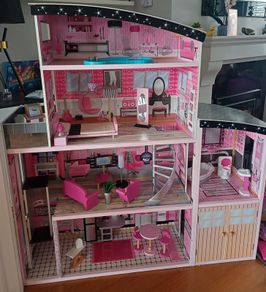 Doll House