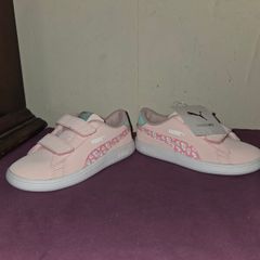 Brand New Puma Smash V2 Roar Girls Runners - Size UK 9