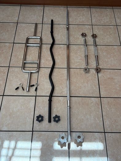 Solid Steel Gym Weightlifting Bars, CHEAP!!! All Solid Steel, Rated To Hold 100KG Each!!