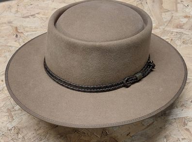 Akubra hat