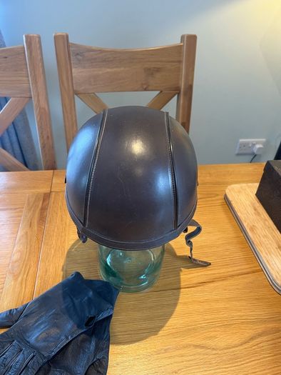 Antique/Vintage Leather Motorcycle Helmet/Gloves