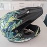 Nearly New Youths MTB full face helmet Image 5