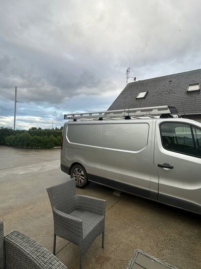Renault traffic roof rack