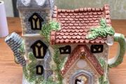 Leonardo England Tea Kettle In The Shape Of A House