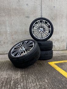 Genuine BMW Style 664M 19" Alloys & Tyres - Like New, Good Year Tyres