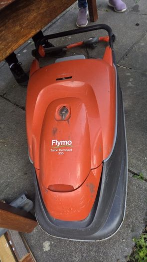 Flymo Turbo Compact 330 Electric Hover Lawnmower  Working Order
