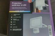 outdoor sensor light