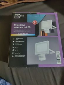 outdoor sensor light