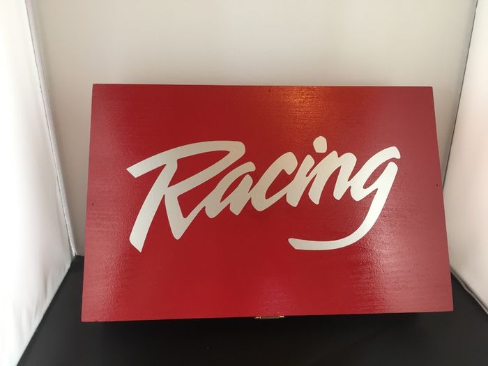Formula 1 Racing Valet Box