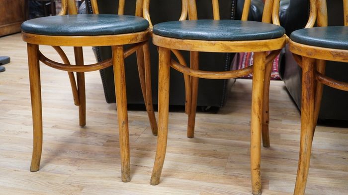 Set of 4 Vintage Bentwood Chairs