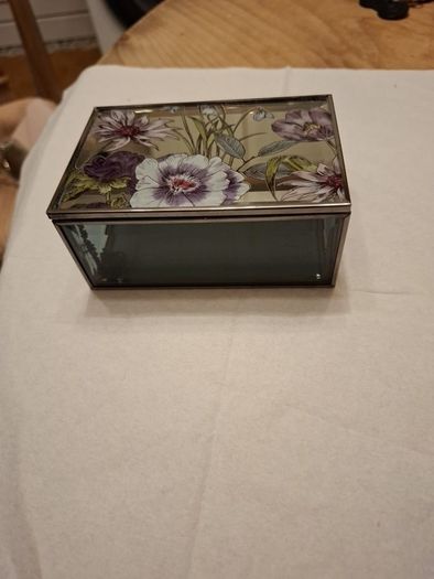 Glass Floral jewellery box