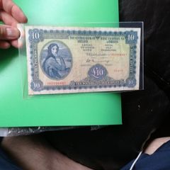 1974 Ireland Ten Pounds Banknote