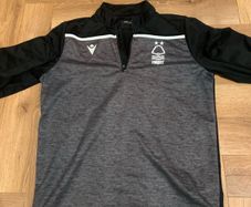 Nottingham Forest Half Zip Top Macron Small
