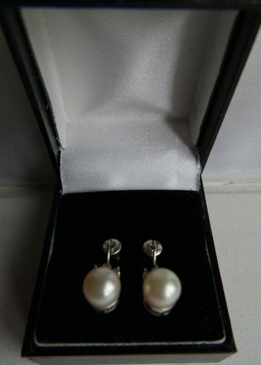 Vintage 14k Solid White Gold Round Bead Cultured Pearl Diamond Earrings 3,37g