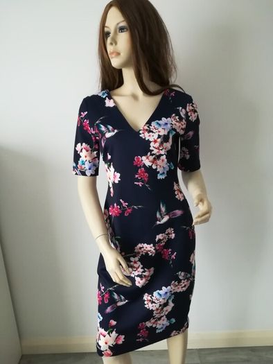 dress with short sleeves, size 12