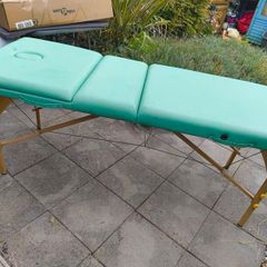 massage table