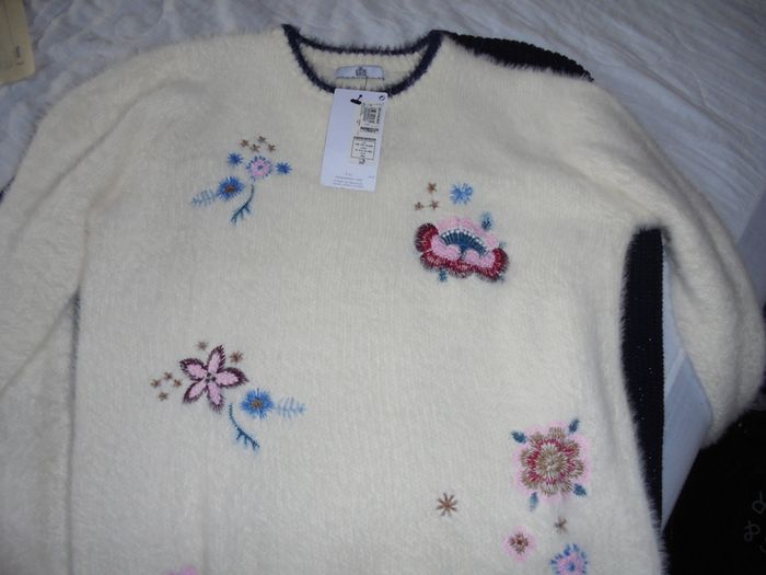 New Girls Jumper for 14-15 years old
