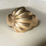 Vintage Hallmarked 9ct Gold 'Oyster' Ring Image 2