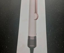 Dyson airstrait PINK Brand new unop