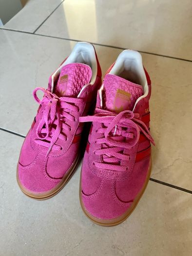 addidas