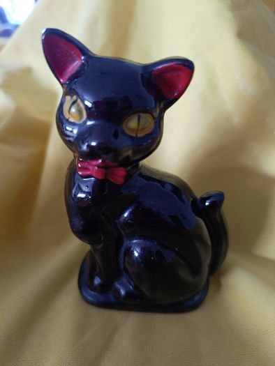 Vintage black cat ornament Redware figurine Halloween collectable