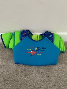 zoggs swim vest age up to years