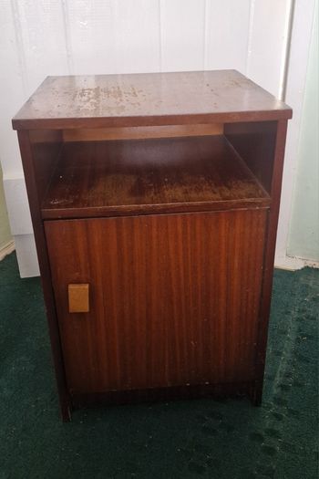 Vintage bedroom sude locker.