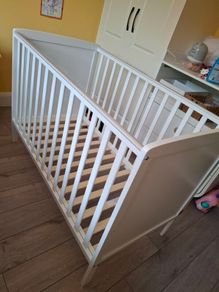 cot