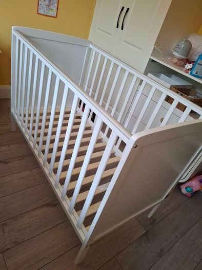 cot